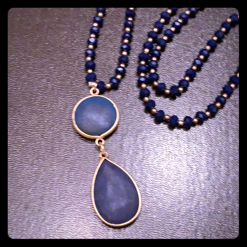 Gorgeous blue necklace!